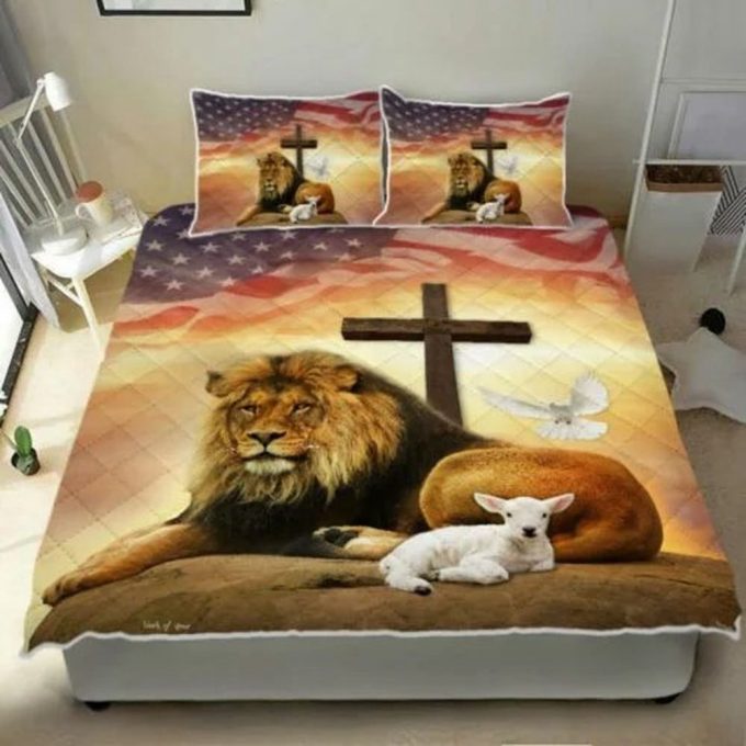 Jesus – Lion And Lamb Holy Spirit Quilt Bedding Set Gift 4