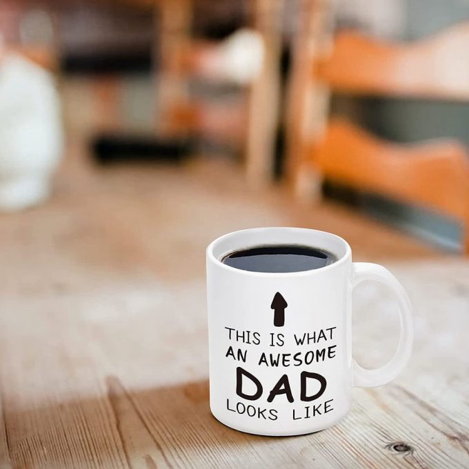 This Is What An Awesome Dad Looks Like Coffee Mug 2