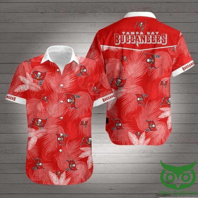 Tampa Bay Buccaneers Red Leaves Hawaiian Shirt 1