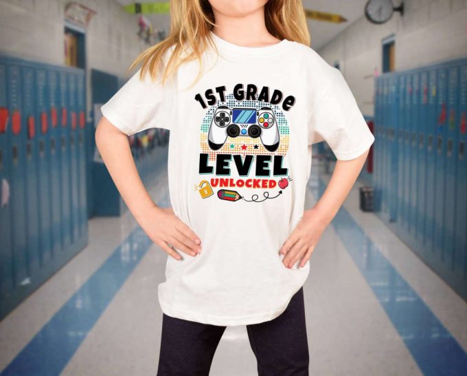 Unlock 5Th Grade Level With Game Day T-Shirt – Back To School Cute &Amp; Cool Student Shirt For Gamers! Grade Up In Style