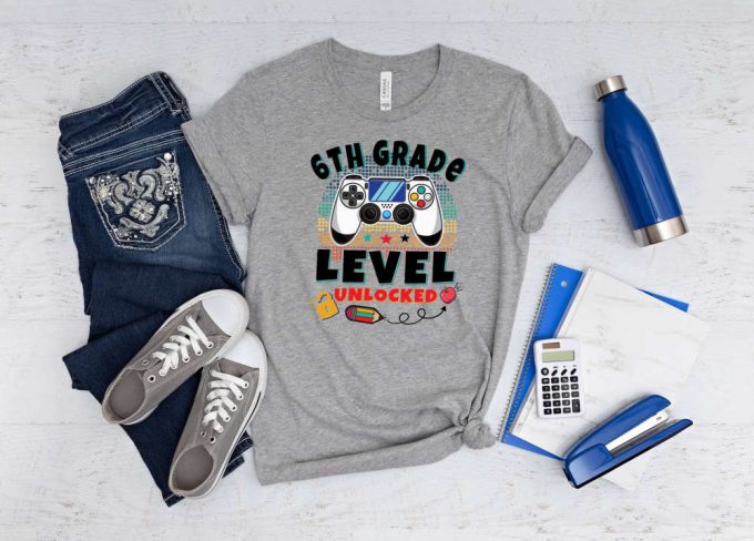 Unlock 5Th Grade Level With Game Day T-Shirt – Back To School Cute &Amp; Cool Student Shirt For Gamers! Grade Up In Style