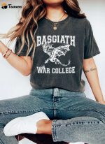 Basgiath War College T-shirt: Fourth Wing Teacher Shirt Dragon Rider Gift – Violet Sorrengail Dark Academia Shirt Comfort Colors