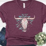 Boho Longhorn Skull Tshirt for Women, Womens Girls Western Shirt, Country Music Concert Shirt, Bull Skull Southern Girl Tee, Western Tee