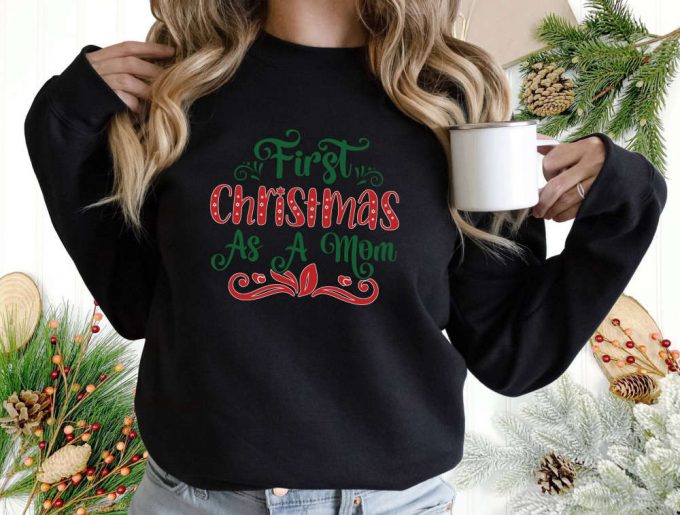 Cute Christmas Sweatshirt: Funny Saying Tee &Amp; Gift For Xmas – Ideal Mothers Day Gift Christmas Family Shirt Happy New Year Apparel – Join The Christmas Squad!