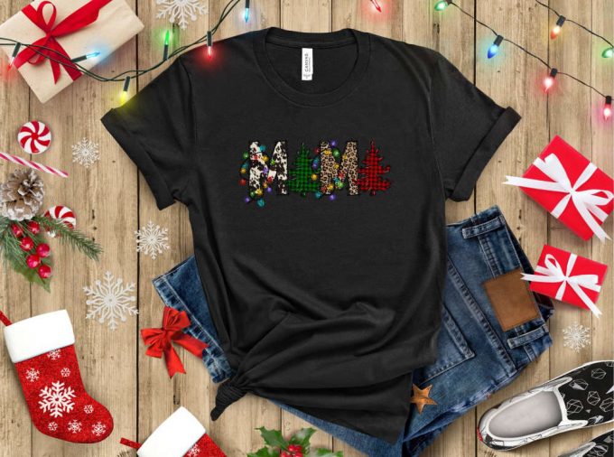 Christmas T-Shirt: Mama Shirt For Christmas Family Ideal Gift For Her New Year &Amp; Mothers Day Xmas Tree Shirt Christmas Squad 3