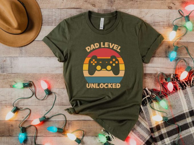 Dad Level Unlocked Retro Shirt, Pregnancy Announcement Gift T-Shirt For Husband, New Dad Outfits, Retro Gamer Daddy Shirt, Funny Dad Shirt 4