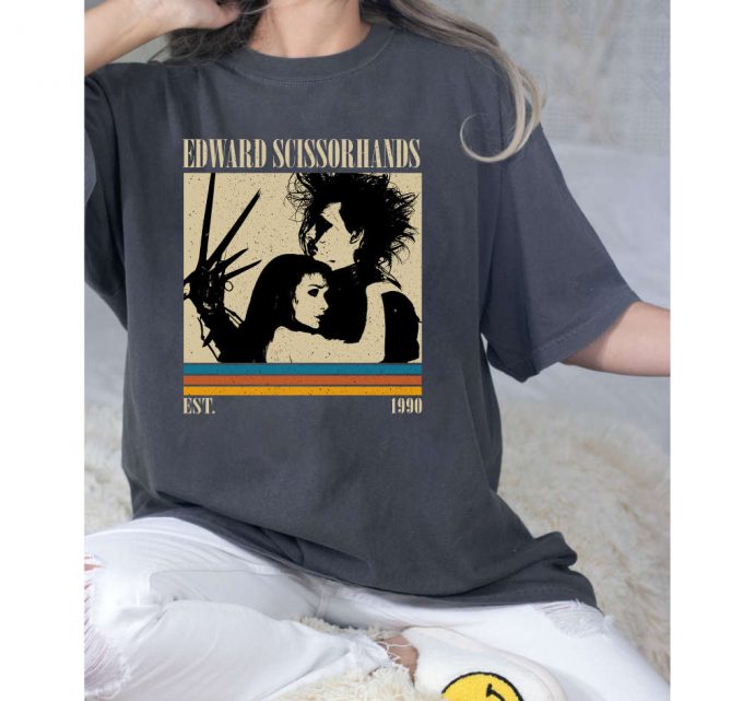 Edward Scissorhands T-Shirt, Edward Scissorhands Shirt, Edward Scissorhands Tee, Unisex Shirt, Trendy Shirt, Retro Vintage, Unisex Shirt 4