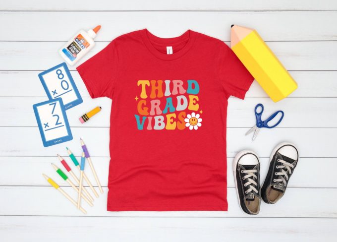 Fifth Grade Vibes T-Shirt: Back To School Shirt For 4Th Grade Hello 4Th Grade First Day Of School Gift 2