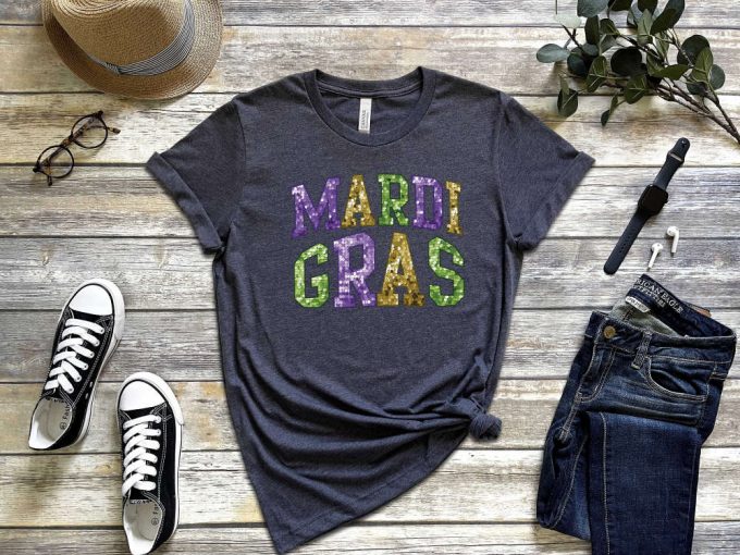 Mardi Gras T-Shirt: Carnival Vibes Fleur De Lis Fat Tuesday Party Sweatshirt Nola Shirt Beads Festival - Celebrate With Style 2