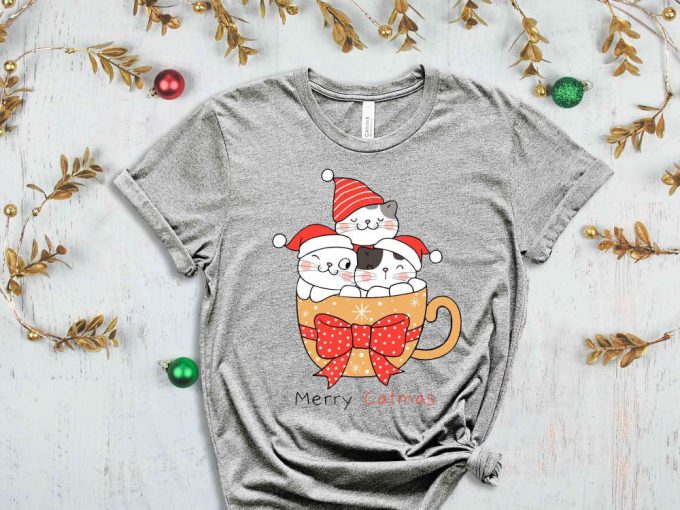 Merry Catmas T-Shirt, Christmas Cat Coffee Shirt, Christmas Latte, Merry Christmas Shirt, Xmas Cat, Christmas Gift, Cat Owner Xmas Giftshirt 3