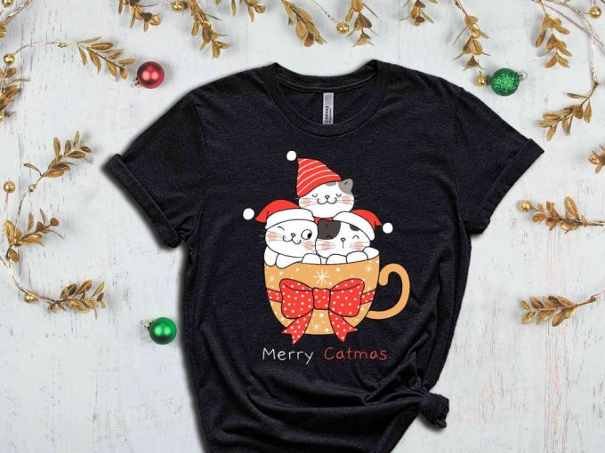 Merry Catmas T-Shirt, Christmas Cat Coffee Shirt, Christmas Latte, Merry Christmas Shirt, Xmas Cat, Christmas Gift, Cat Owner Xmas Giftshirt 2