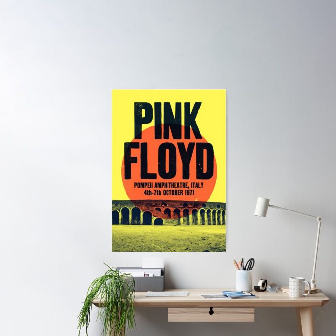Captivating Pink Floyd Poster: Relive The Magic Of Pompeii Amphitheatre In Italy! 2
