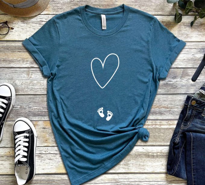 Pregnancy Announcement Shirt, Pregnancy Reveal Shirts, Baby Reveal Shirts, Baby Announcement, Baby Shower Ideas Shirts, Pregnant Af 4