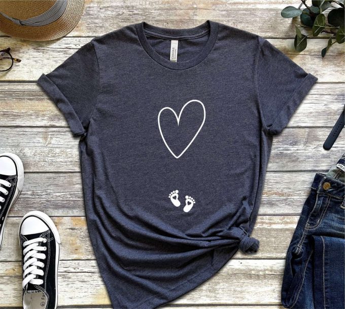 Pregnancy Announcement Shirt, Pregnancy Reveal Shirts, Baby Reveal Shirts, Baby Announcement, Baby Shower Ideas Shirts, Pregnant Af 5