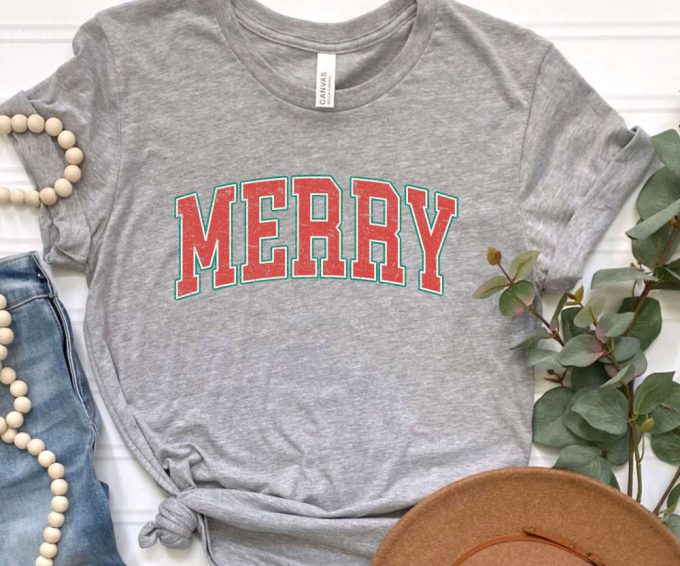 Retro Merry Christmas Tshirt, Womens Christmas Shirt, Christmas Gift For Her, Retro Holiday Shirt, Merry Christmas Tee Shirt 2