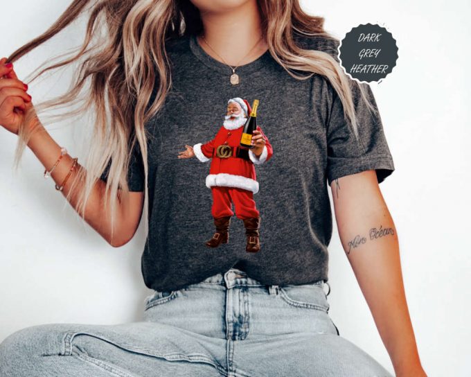 Retro Christmas Santa Shirt: Vintage Santa Claus Tee For Xmas Gift 2