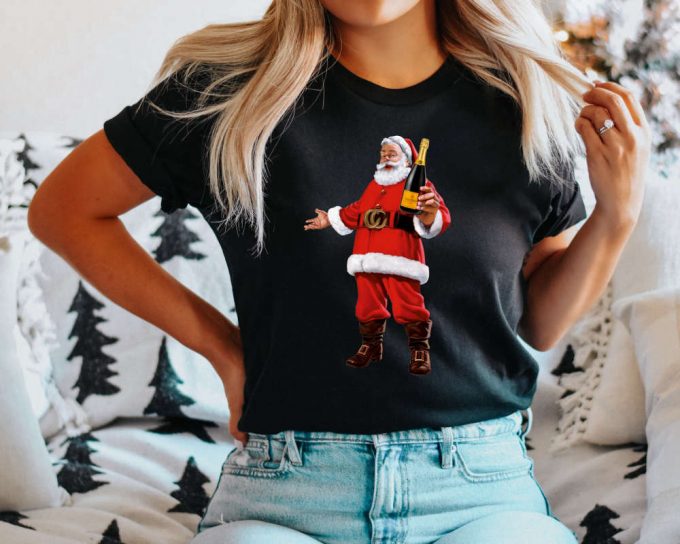 Retro Christmas Santa Shirt: Vintage Santa Claus Tee For Xmas Gift 4