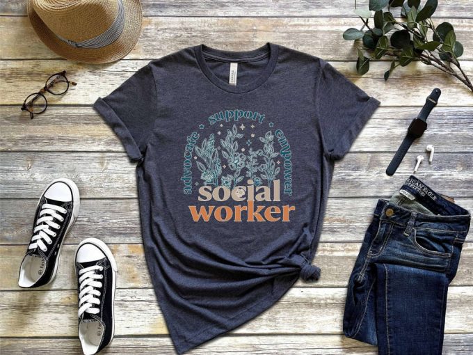 Stylish Social Worker Shirt Collection: Retro &Amp; Vintage School Shirts Flower Prints - Perfect Social Worker Gift &Amp; Awareness Shirt Cute Sw Shirts! 2