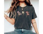 Personalized Birth Month Flower Shirt: Perfect Mother s Day Gift!