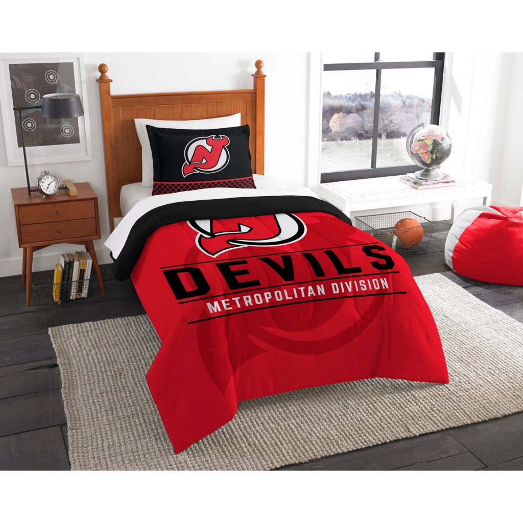 New Jersey Devils Large Logo Bedding Set Gift For Fans - Perfect Gift For Fans! Duvet Cover Set 2