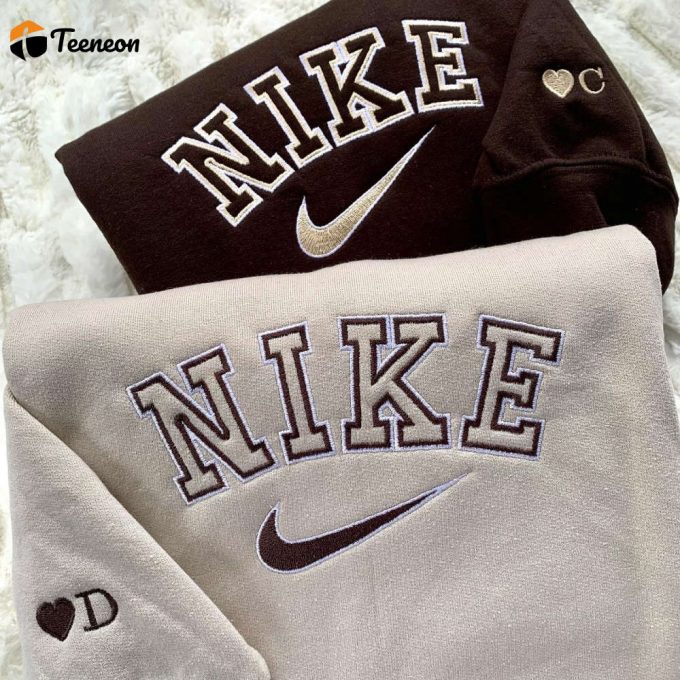 Nike Embroidered Sweatshirt 1