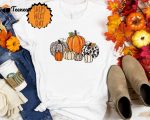 Vintage Pumpkin Patch Shirt: Retro Fall Tee for Women Perfect Halloween & Thanksgiving Gift