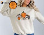 Retro Pumpkin Sweatshirt: Fall Sweater for Women – Perfect Thanksgiving & Halloween Gift