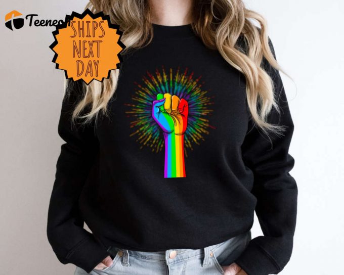 Rainbow Hands Sweatshirt, Love Is Love Sweater, Rainbow Sweat Retro, Lgbt Sweater, Equality Sweater, Pride Sweater, Gay Pride Sweat 1