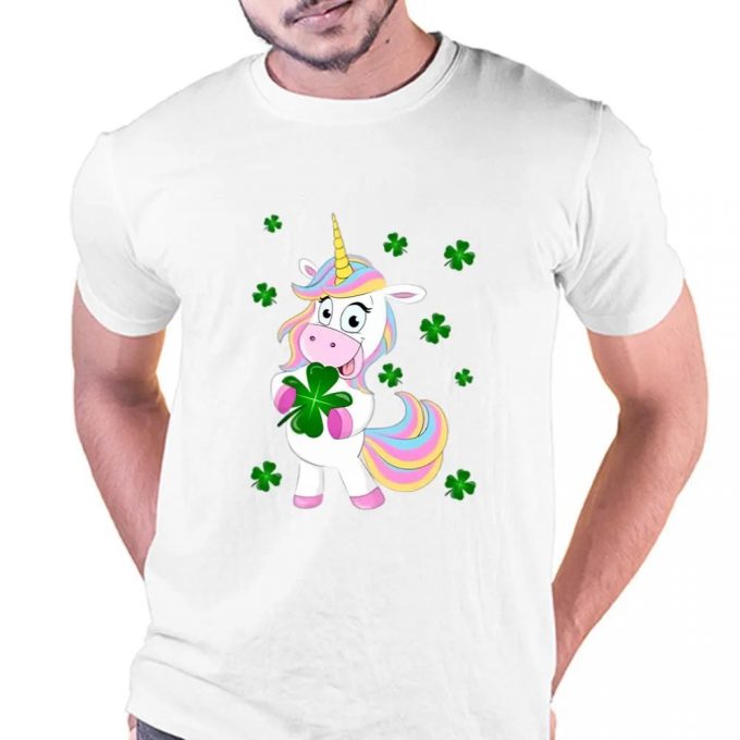 St Patrick’s Day Lucky Unicorn Holding A Four Leaf Clover T Shirt 2