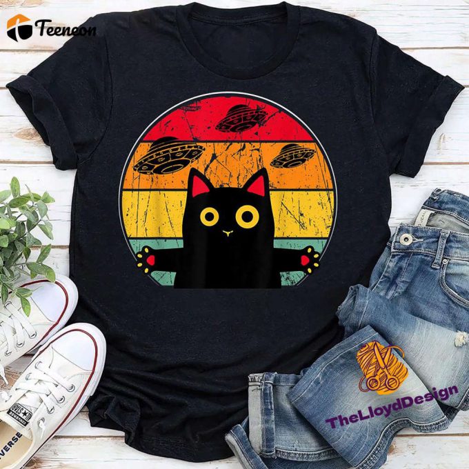 Vintage Galaxy Cat T-Shirt: Retro Spaceship Alien Ufo Shirt Unisex Cat Lover Funny Meme Tee 1