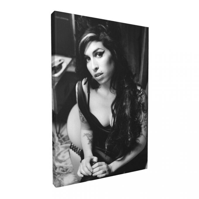 Stunning Amy Winehouse Poster: Perfect Home Decor &Amp; Music Gift Print 3