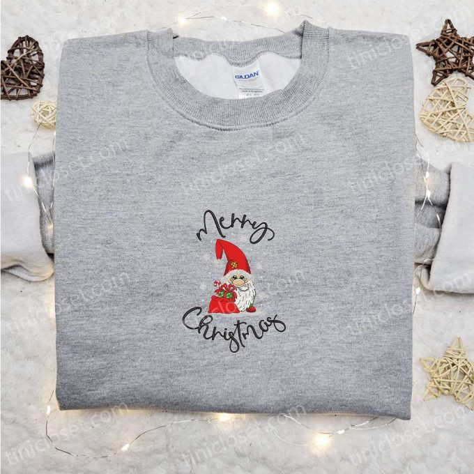 Merry Christmas Gnome Santa Shirt &Amp; Hoodie: Perfect Family Gifts! 4