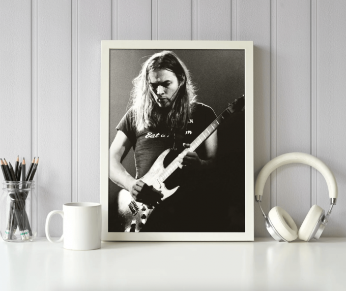 Pink Floyd Poster For Home Decor Gift – Gilmour At Earls Court With The Black Strat 1973 2