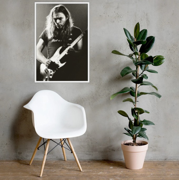 Pink Floyd Poster For Home Decor Gift – Gilmour At Earls Court With The Black Strat 1973 4