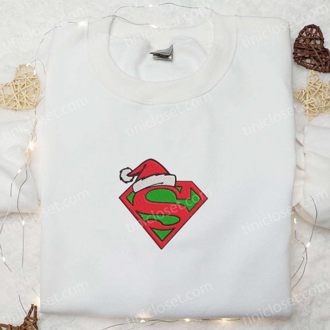 Superman Logo Christmas Hat Embroidered Shirt &Amp; Hoodie: The Perfect Family Gift! 3