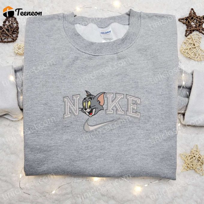 Tom Head X Nike Cartoon Embroidered Sweatshirt &Amp;Amp; Tom And Jerry Shirt - B Gift For Men Women Family Gift Ideas 1