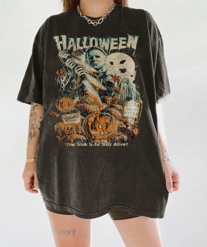 Spooky Vintage Michael Myers Halloween Shirt - Retro Horror Style For Horror Fans 2