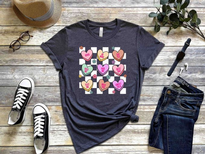 Express Love With Be Mine T-Shirt Valentines Day Kiss Me Hug Me &Amp; Heart Shirt Retro Valentines Day Gifts &Amp; Valentine Sayings 2