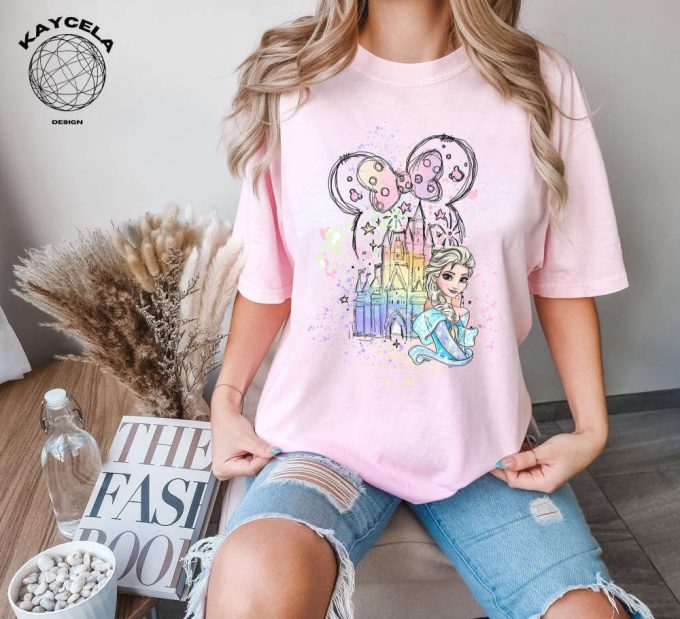 Disney Castle Frozen Elsa Princess Portrait Minnie Ears Shirt: Perfect Family Vacation Holiday Gift From Wdw Disney Parks Magic Kingdom And Disneyland 2