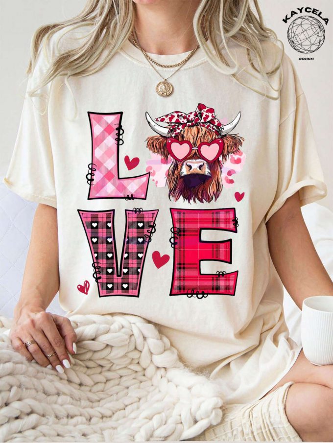 Groovy Love Heifer Highland Cow Shirt: Unique Valentines Gift For Cow Lovers! Western Country Sweater &Amp; Sweatshirt 2