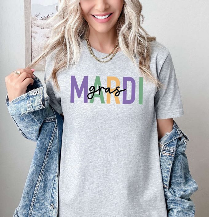 Mardi Gras Sweatshirt: Celebrate Fat Tuesday In Style With Nola T-Shirt! Perfect Beads Festival Gift &Amp; Women S Carnival Clothing From Louisiana 2