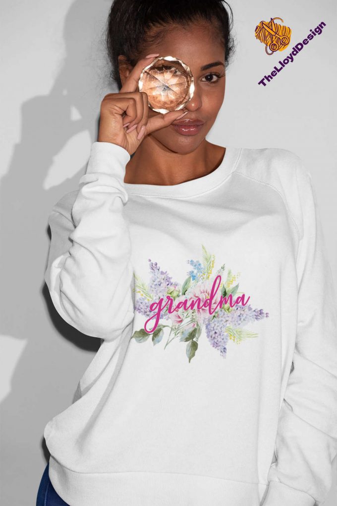 Grandma Life Shirt: Beautiful Flowers &Amp; Gift For Grandma Lovers 2