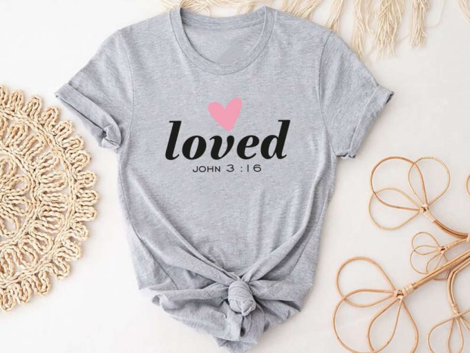 Embrace God S Love: Romans 5:8 Scripture Tee - Inspiring Christian Shirt 3