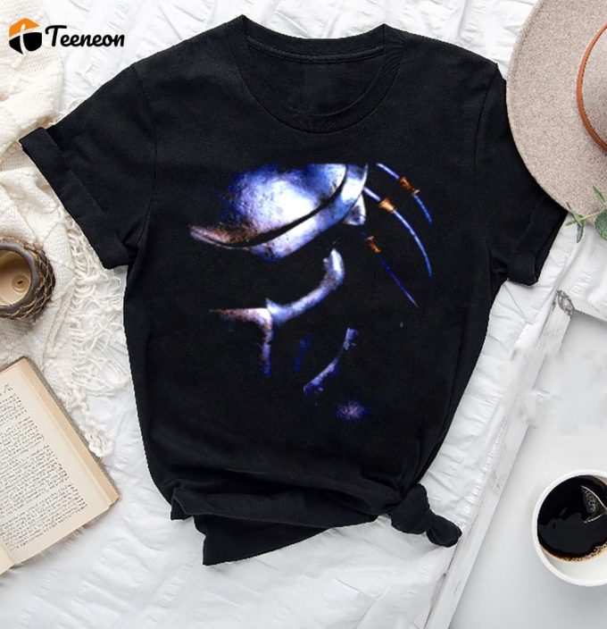 Predator Mask T-Shirt: Sci-Fi Alien Movie Fan Gift Vintage Horror Tee 1