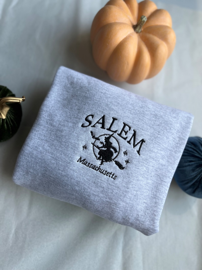 Salem Massachusetts Embroidered Sweatshirt: Stylish Souvenir With Historical Charm 2