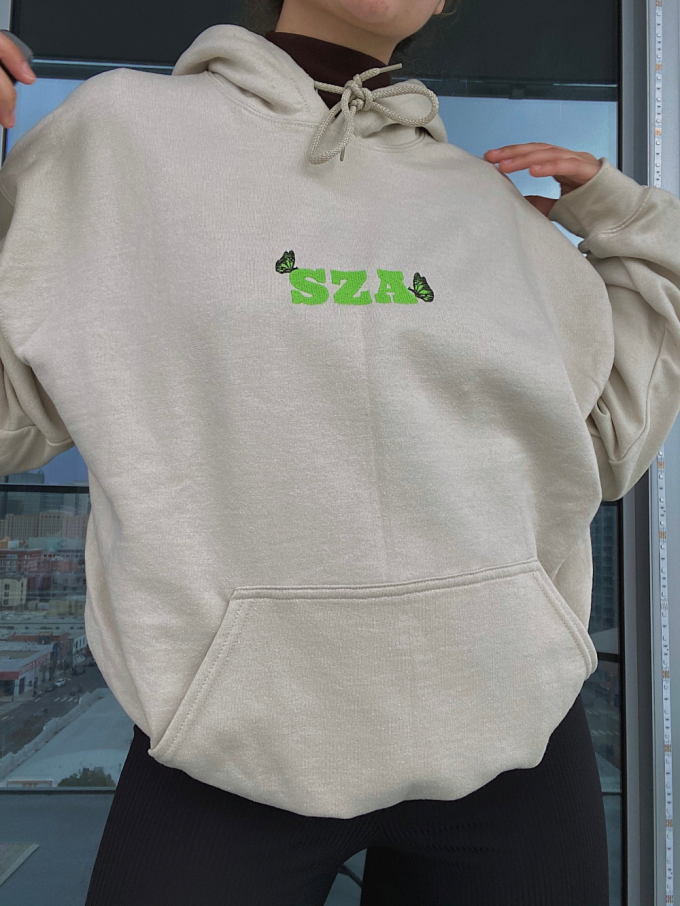 Sza Butterfly Embroidered Shirt: Stylish &Amp; Unique Apparel For A Trendy Look 2