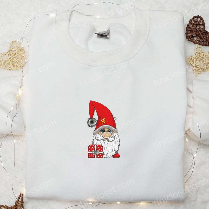 Cute Gnome Embroidered T-Shirt: Perfect Christmas Gift For Family – B Gift For Men Women Christmas Gift Ideas