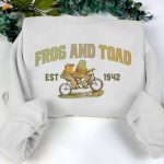 Frog and Toad Print Sweatshirt: Vintage Classic Book Shirt Retro Frog D Gift for Men Women – Perfect Gift for Men and Women