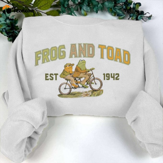 Frog And Toad Print Sweatshirt – Vintage Classic Book Shirt Retro Frog Shirt – Perfect Gift For Men And Women