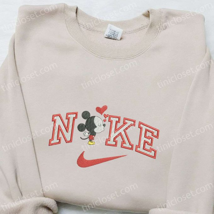 Mickey Mouse Loves X Nike Cartoon Embroidered Hoodie &Amp; Shirt: B Gift For Men Women Valentine S Day Gift Ideas